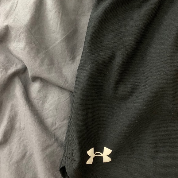 Under armour shorts - Picture 3 of 3
